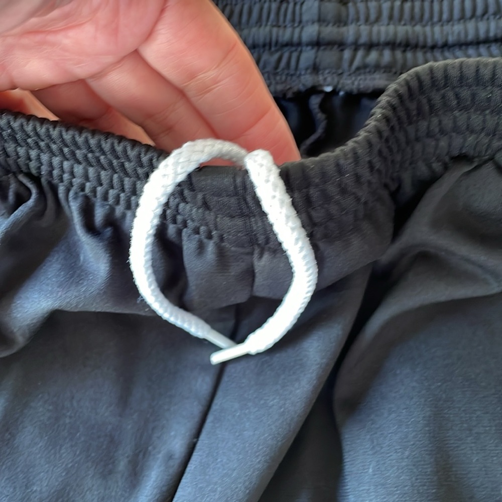 Sweatpants - Picture 6 of 11